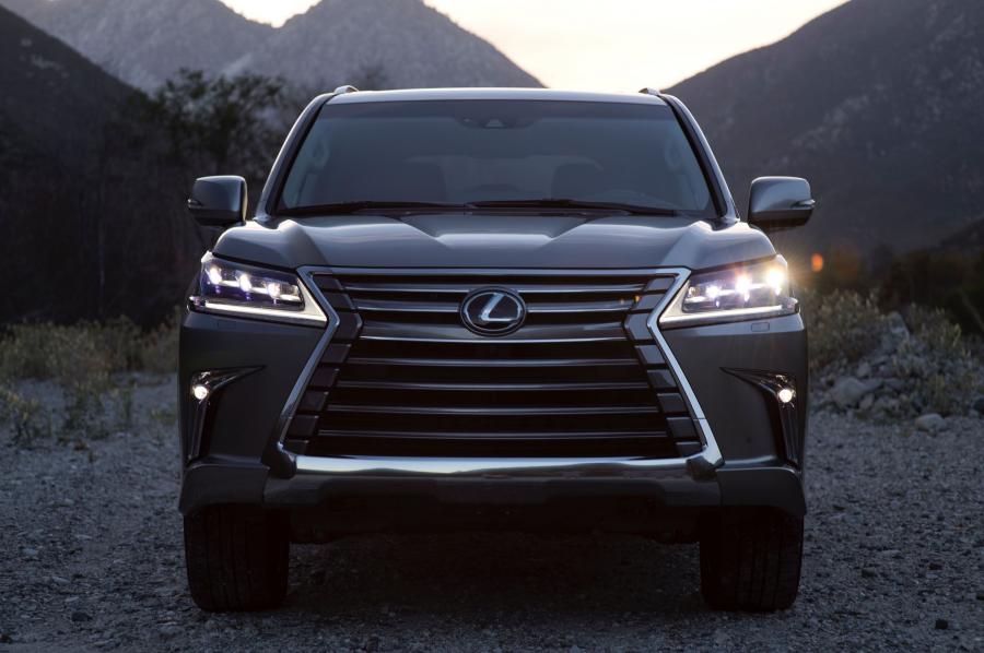  Lexus LX570 2016 года  (фото 6 из 21)